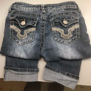 Size 5 wallflower capris